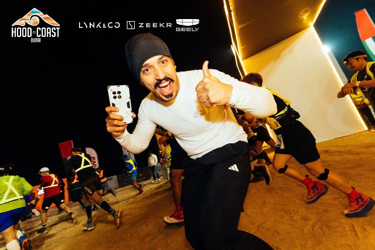 2026越山向海迪拜站完賽，中國團(tuán)隊(duì)遠(yuǎn)征沙漠奪冠！